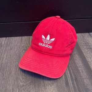 ADIDAS | Red Cap